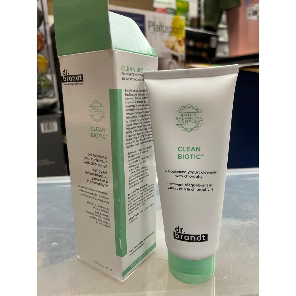 Dr. Brandt Clean Biotic ph-Balanced Yogurt Cleanser